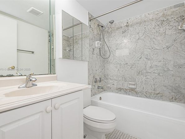 555 NE 15th St 603, Miami FL 33132