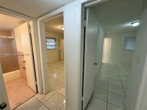 2005 Jefferson St 205, Hollywood FL 33020