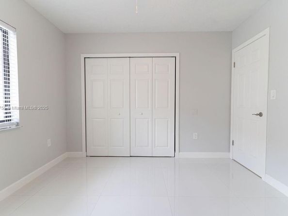 1143 NW 134th Pl, Miami FL 33182