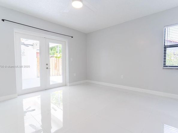 1143 NW 134th Pl, Miami FL 33182