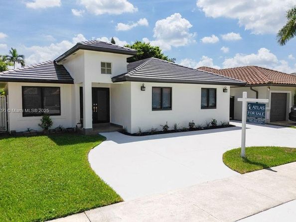 1143 NW 134th Pl, Miami FL 33182