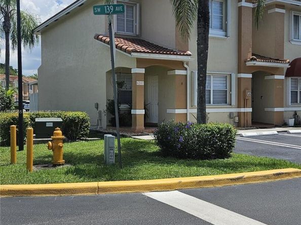 6207 SW 139th Ave, Miami FL 33183