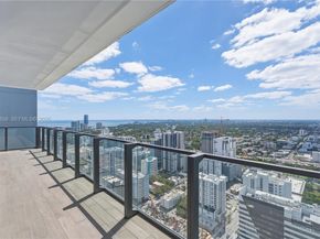 88 SW 7th St 3710, Miami FL 33130