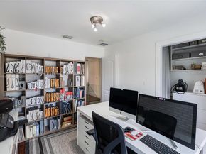2752 SW 11th St, Miami FL 33135