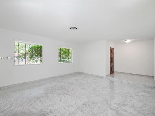 1101 Capri St, Coral Gables FL 33134