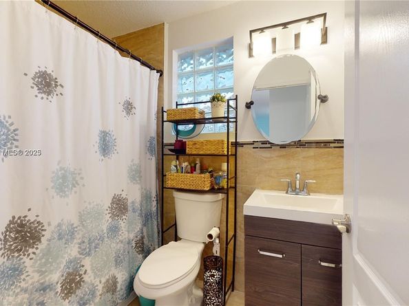 13868 SW 38th Ter, Miami FL 33175