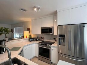 747 SW 6th St, Hallandale Beach FL 33009