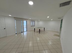 1270 North Dr, Miami FL 33179