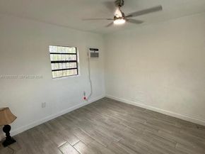 1270 North Dr, Miami FL 33179