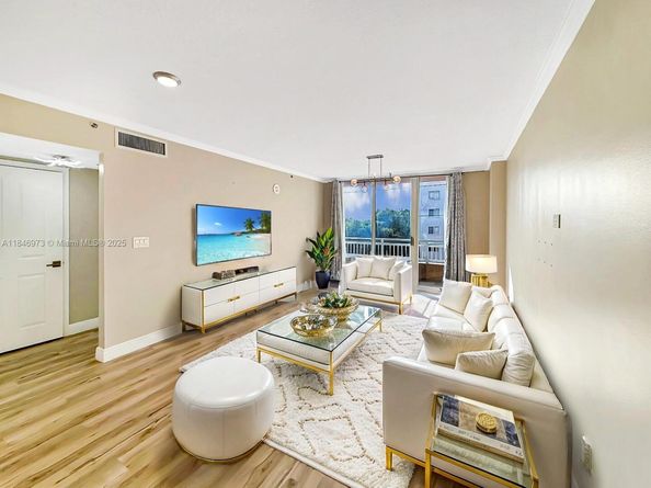 2665 SW 37th Ave 408, Miami FL 33133