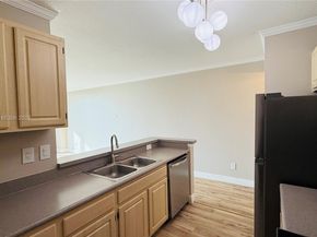 2665 SW 37th Ave 408, Miami FL 33133
