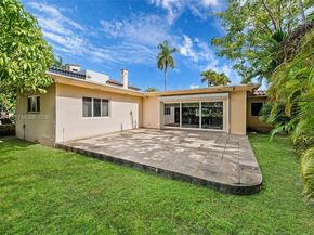 5220 La Gorce Dr, Miami Beach FL 33140