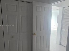 4680 NE 2nd Ave, Oakland Park FL 33334