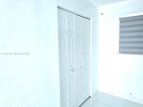 4680 NE 2nd Ave, Oakland Park FL 33334