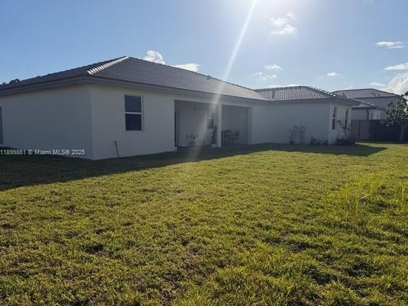 13249 SW 189th Ter, Miami FL 33177