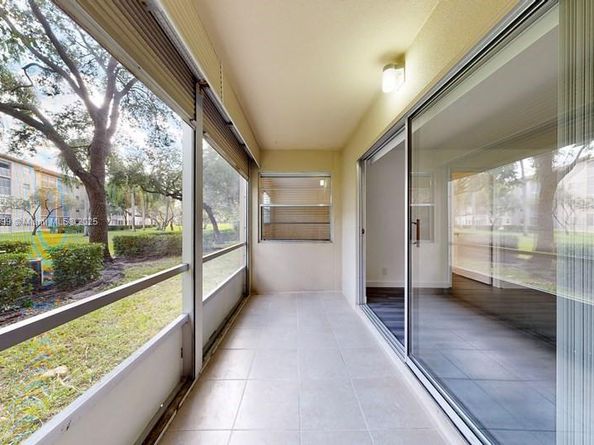 1251 SW 125th Ave 102T, Pembroke Pines FL 33027