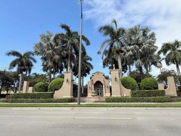 1575 NE 33rd Ave 1069, Homestead FL 33033