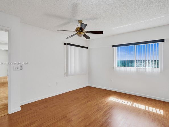 12750 SW 15th St 411D, Pembroke Pines FL 33027