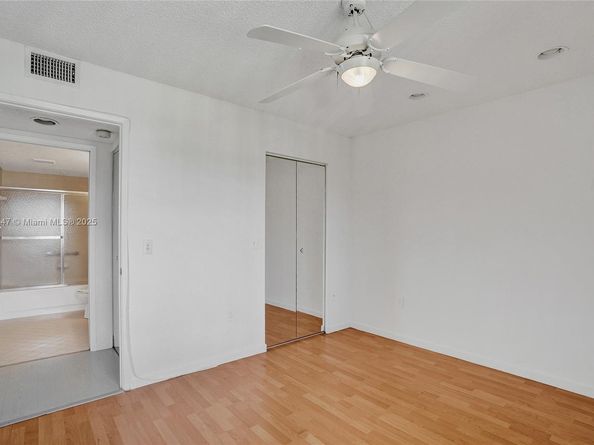 12750 SW 15th St 411D, Pembroke Pines FL 33027