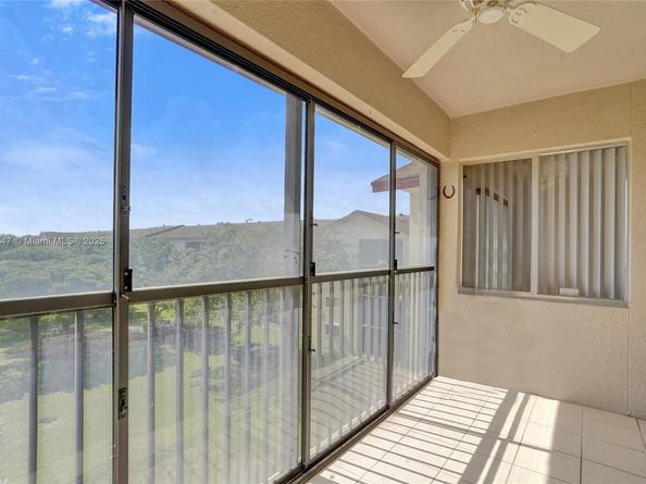 12750 SW 15th St 411D, Pembroke Pines FL 33027