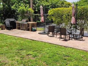 900 NE 195th St 620, Miami FL 33179