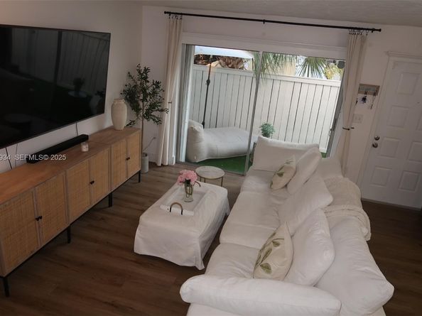 4530 SW 68th Ct Cir 356, Miami FL 33155