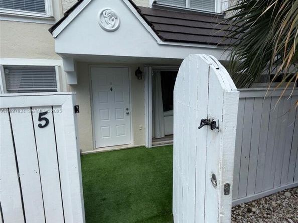 4530 SW 68th Ct Cir 356, Miami FL 33155