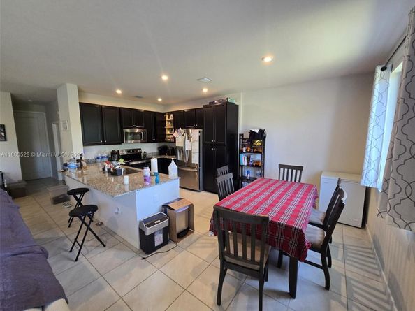 10847 SW 232nd Ter, Homestead FL 33032