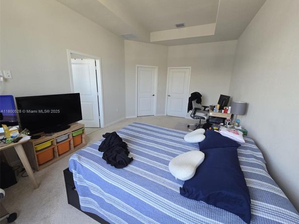 10847 SW 232nd Ter, Homestead FL 33032