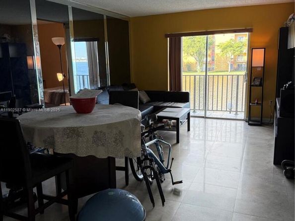 7TH St NW 4705 NW 2087, Miami FL 33126