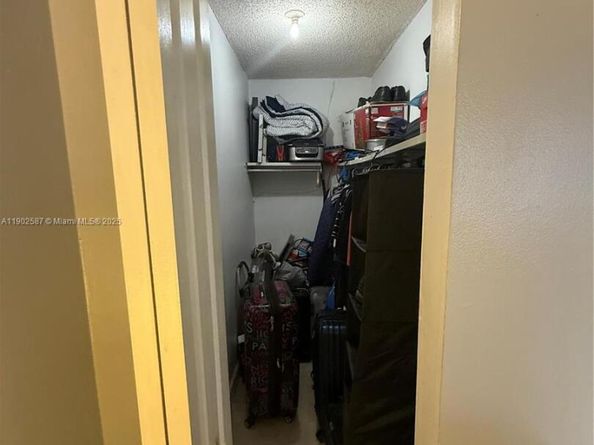 7TH St NW 4705 NW 2087, Miami FL 33126