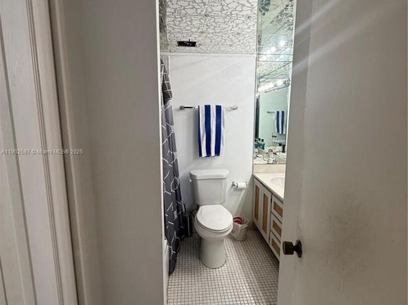 7TH St NW 4705 NW 2087, Miami FL 33126