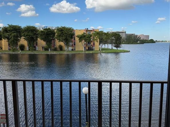 7TH St NW 4705 NW 2087, Miami FL 33126