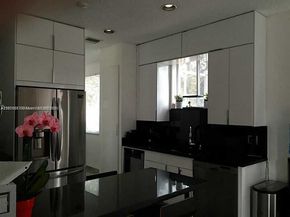 1654 Salerno Cir, Weston FL 33327