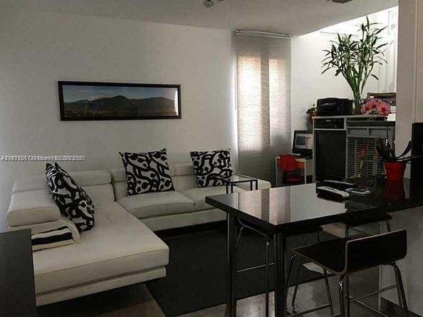 1654 Salerno Cir, Weston FL 33327