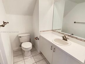 1683 SW 109th Ter, Davie FL 33324