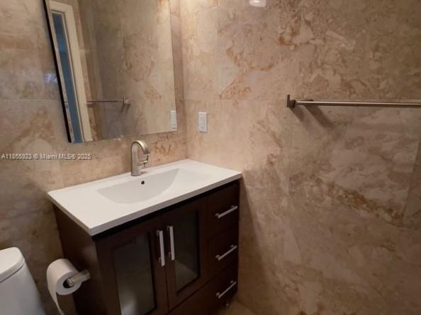 1683 SW 109th Ter, Davie FL 33324
