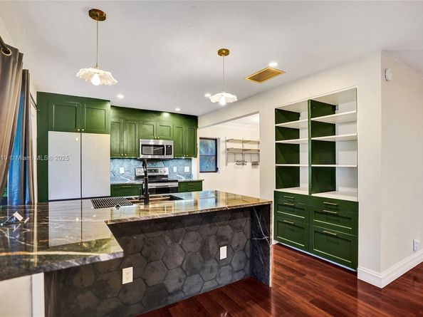 3621 Lime Hill Rd 202, Lauderhill FL 33319