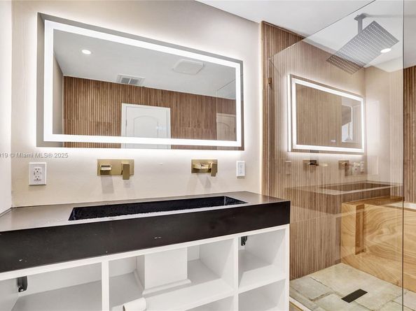 3621 Lime Hill Rd 202, Lauderhill FL 33319