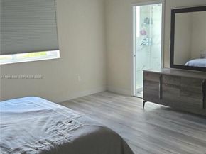 15615 SW 42nd Ter, Miami FL 33185