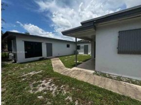 737 NW 6th St, Hallandale Beach FL 33009