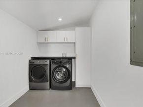 1110 NW 183rd St, Miami Gardens FL 33169