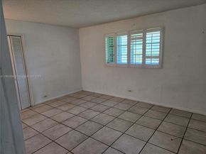 520 NW 75th Ter, Plantation FL 33317