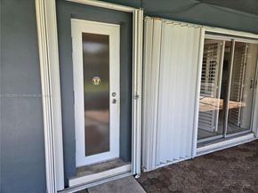 520 NW 75th Ter, Plantation FL 33317