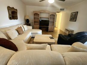 564 Durham T 564, Deerfield Beach FL 33442