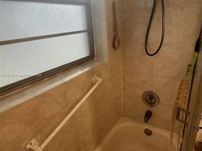 564 Durham T 564, Deerfield Beach FL 33442