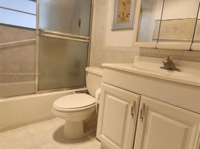 564 Durham T 564, Deerfield Beach FL 33442