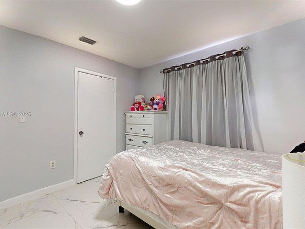 743 NW 7th Ave, Florida City FL 33034