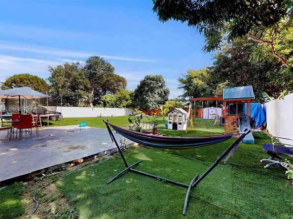 743 NW 7th Ave, Florida City FL 33034