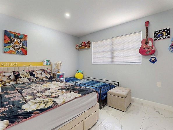 743 NW 7th Ave, Florida City FL 33034